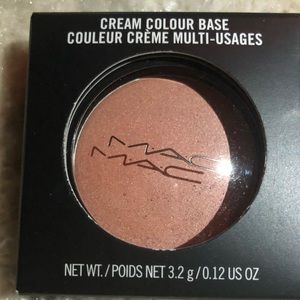 MAC Cream Colored Base in HUSH